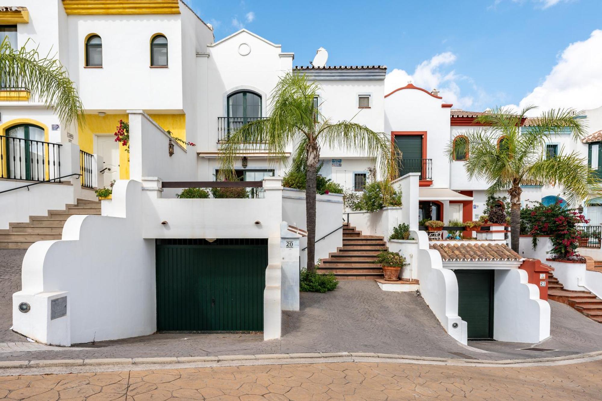 Villa Townhouse Isla De Miraflores à Mijas Extérieur photo